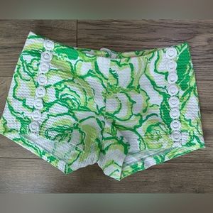 Lilly Pulitzer size 00 green floral shorts